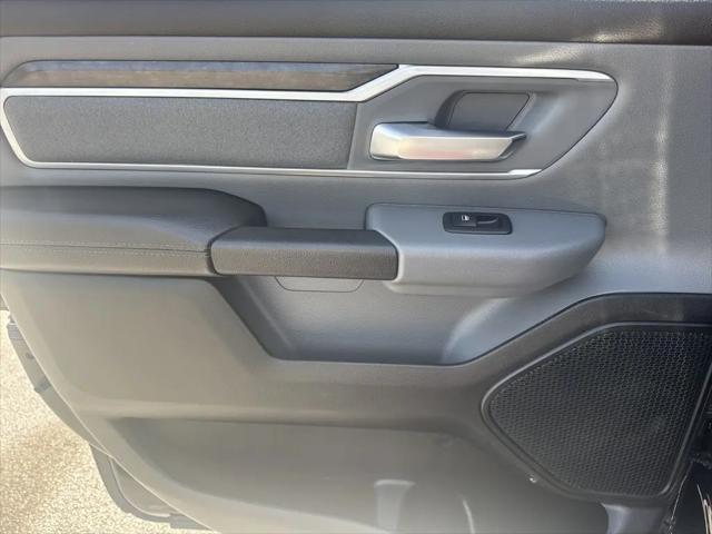 2022 Ram 1500 Big Horn Crew Cab 4x4 5'7" Box