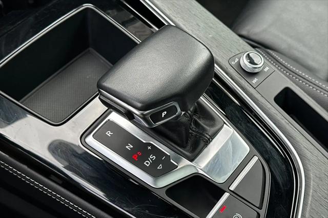 2024 Audi A4 Premium Plus 45 TFSI S line quattro S tronic