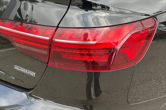 2024 Audi A4 Premium Plus 45 TFSI S line quattro S tronic