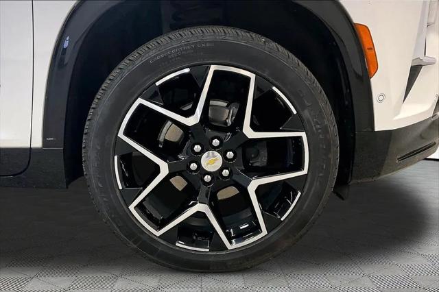 2025 Chevrolet Traverse AWD High Country