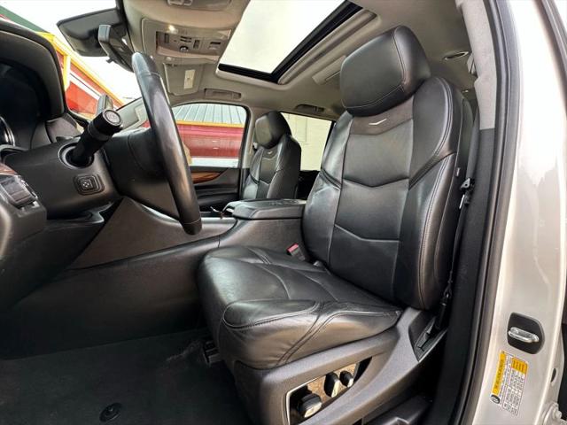 2018 Cadillac Escalade Luxury