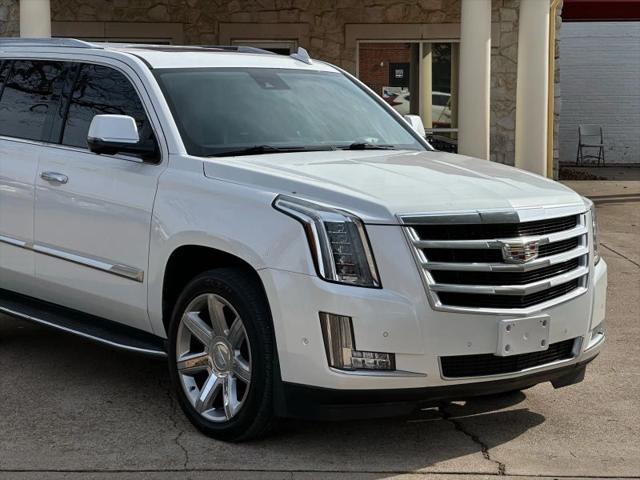 2018 Cadillac Escalade Luxury