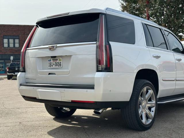 2018 Cadillac Escalade Luxury