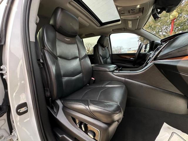 2018 Cadillac Escalade Luxury