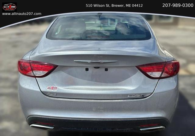 2015 Chrysler 200 S