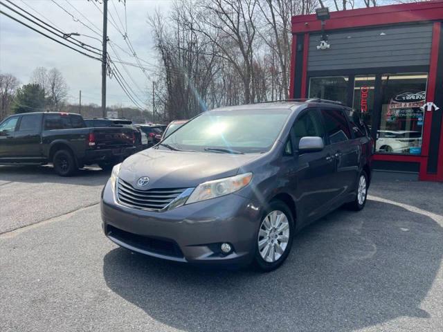 2012 Toyota Sienna XLE 7 Passenger