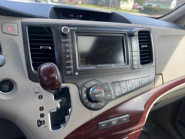 2012 Toyota Sienna XLE 7 Passenger