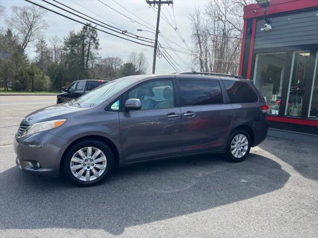 2012 Toyota Sienna XLE 7 Passenger