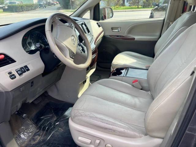 2012 Toyota Sienna XLE 7 Passenger