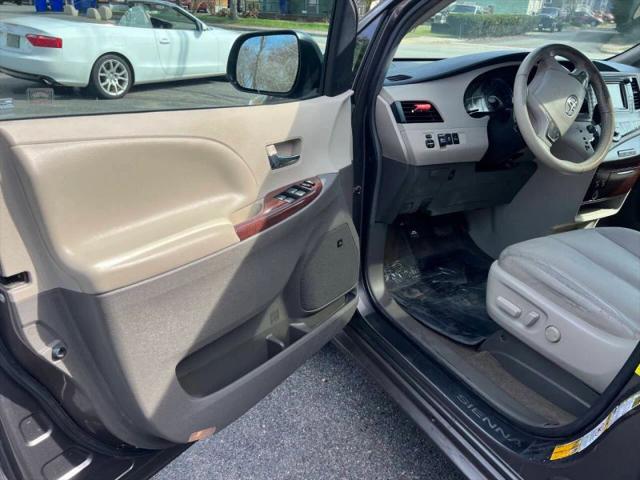 2012 Toyota Sienna XLE 7 Passenger