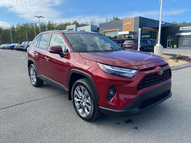 2025 Toyota RAV4 XLE Premium
