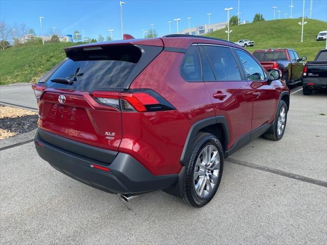 2025 Toyota RAV4 XLE Premium