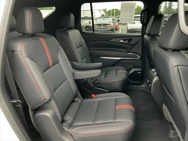 2024 Chevrolet Traverse AWD RS