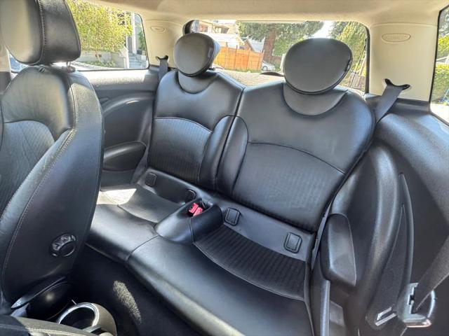 2012 MINI Cooper Cooper