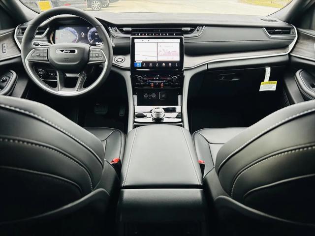 2025 Jeep Grand Cherokee Limited 4x4