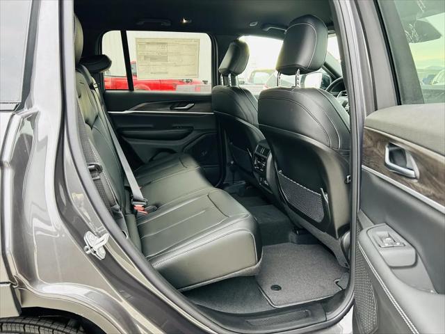 2025 Jeep Grand Cherokee Limited 4x4