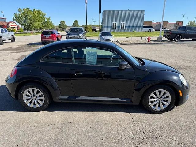 2014 Volkswagen Beetle 1.8T Entry