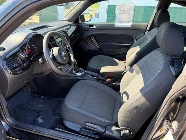 2014 Volkswagen Beetle 1.8T Entry