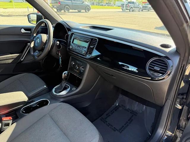 2014 Volkswagen Beetle 1.8T Entry