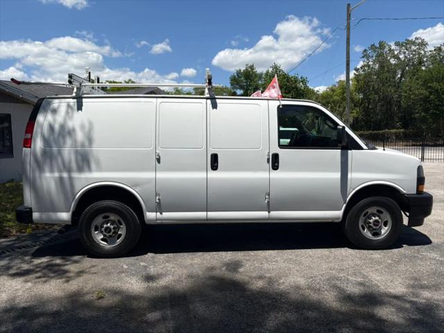 2022 GMC Savana Cargo RWD 2500 Regular Wheelbase Work Van