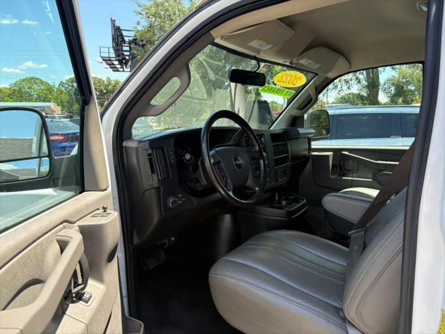 2022 GMC Savana Cargo RWD 2500 Regular Wheelbase Work Van