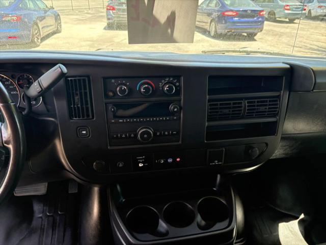 2022 GMC Savana Cargo RWD 2500 Regular Wheelbase Work Van