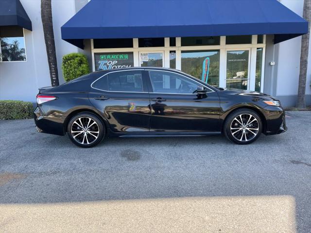 2019 Toyota Camry SE