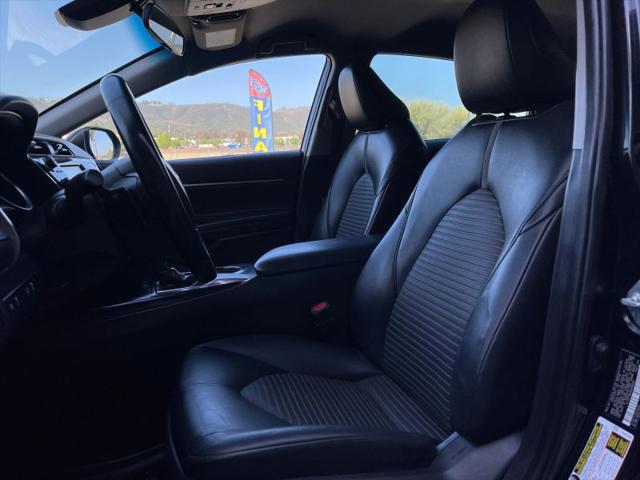 2019 Toyota Camry SE