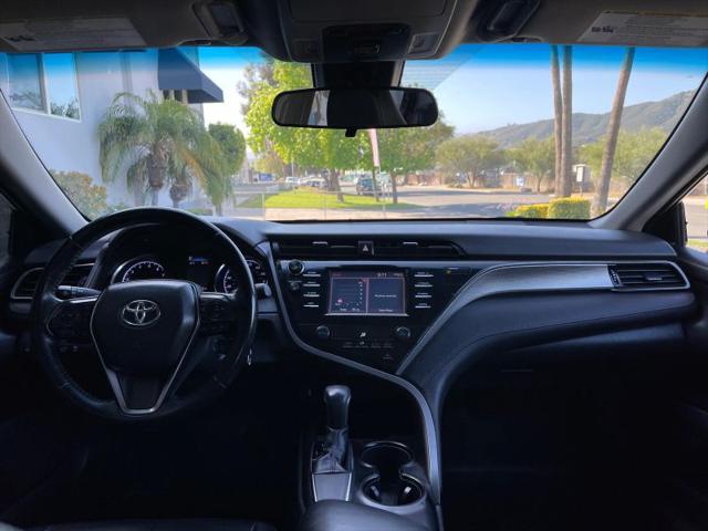 2019 Toyota Camry SE
