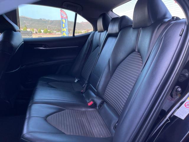 2019 Toyota Camry SE