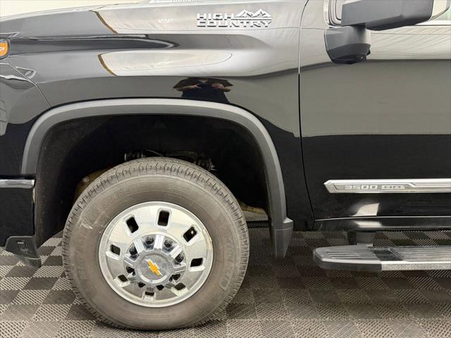 2024 Chevrolet Silverado 3500HD 4WD Crew Cab Long Bed High Country