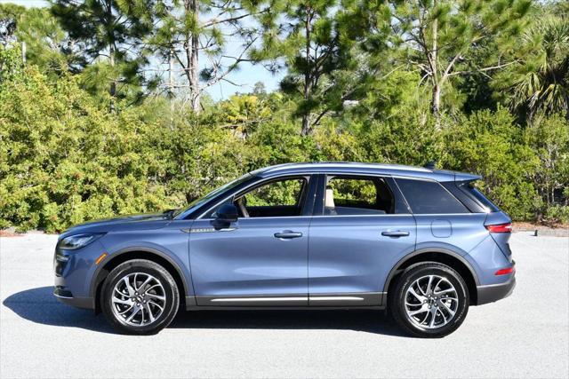 2022 Lincoln Corsair Standard