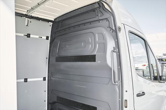 2025 Mercedes-Benz Sprinter 2500 Standard Roof 4-Cyl Diesel