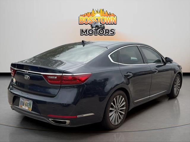 2017 Kia Cadenza Premium