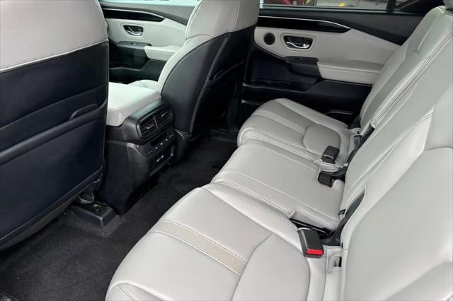 2023 Honda Pilot 2WD EX-L 8 Passenger