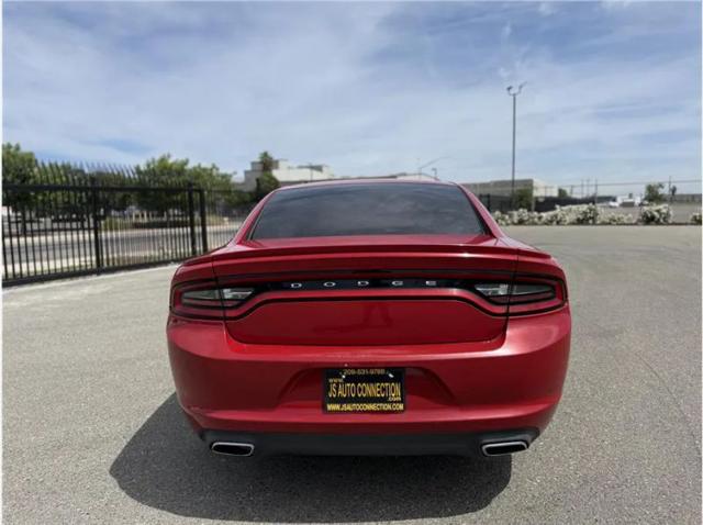 2016 Dodge Charger SE