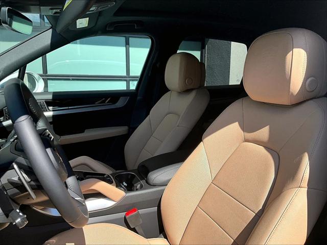 2026 Porsche Cayenne Unknown