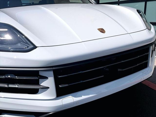 2026 Porsche Cayenne Unknown