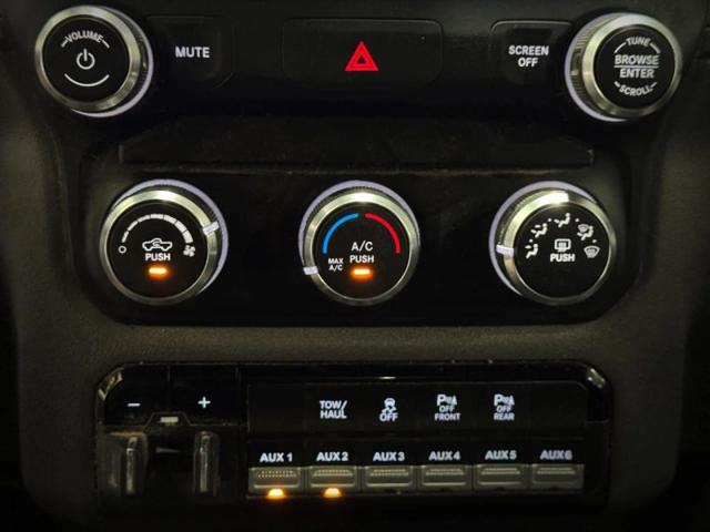 2022 Ram 2500 Tradesman Crew Cab 4x4 8' Box