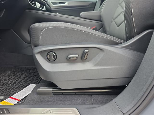 2026 Volkswagen Atlas Cross Sport SE with Technology
