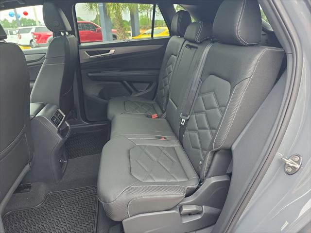 2026 Volkswagen Atlas Cross Sport SE with Technology