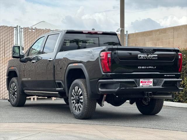 2026 GMC Sierra 2500HD Crew Cab, Standard Bed, Denali Ultimate, 4WD
