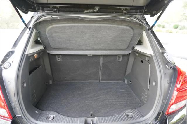 2022 Chevrolet Trax FWD LT