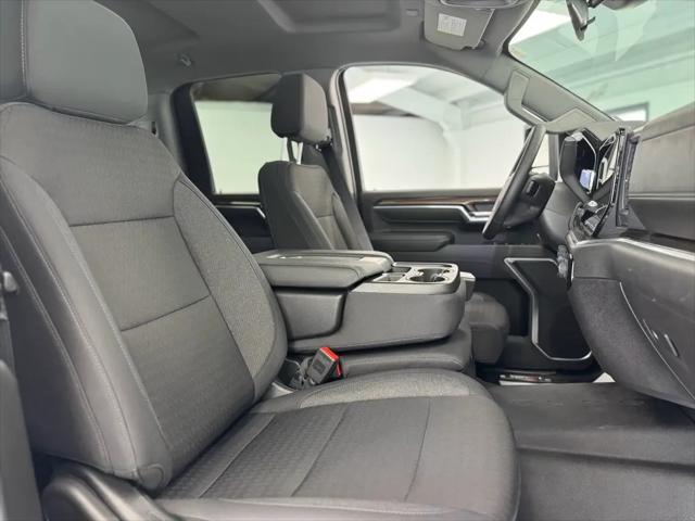 2025 Chevrolet Silverado 2500HD 4WD Double Cab Standard Bed LT