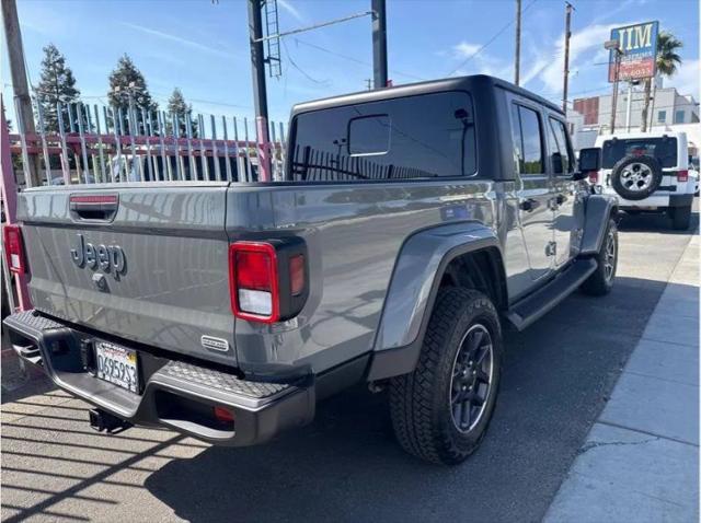 2022 Jeep Gladiator Overland