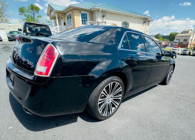 2012 Chrysler 300 S V6