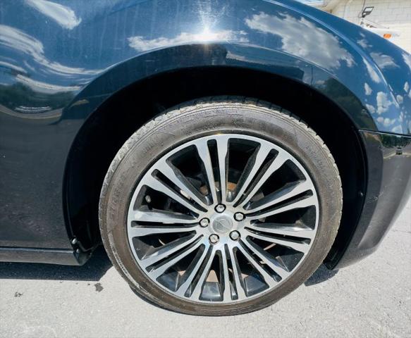 2012 Chrysler 300 S V6