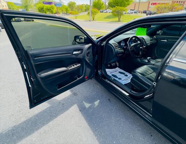 2012 Chrysler 300 S V6
