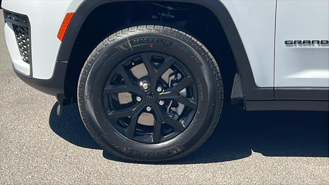 2026 Jeep Grand Cherokee L Altitude 4x4