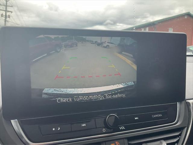 2023 Nissan Altima SR Intelligent AWD